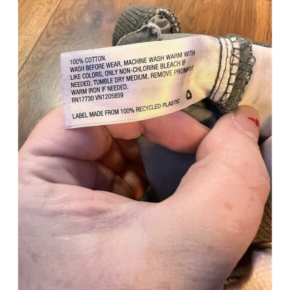 Cat & Jack Size 18mth  12 month Camo Shorts Pockets Easy on Easy Off Drawstring - Picture 3 of 4